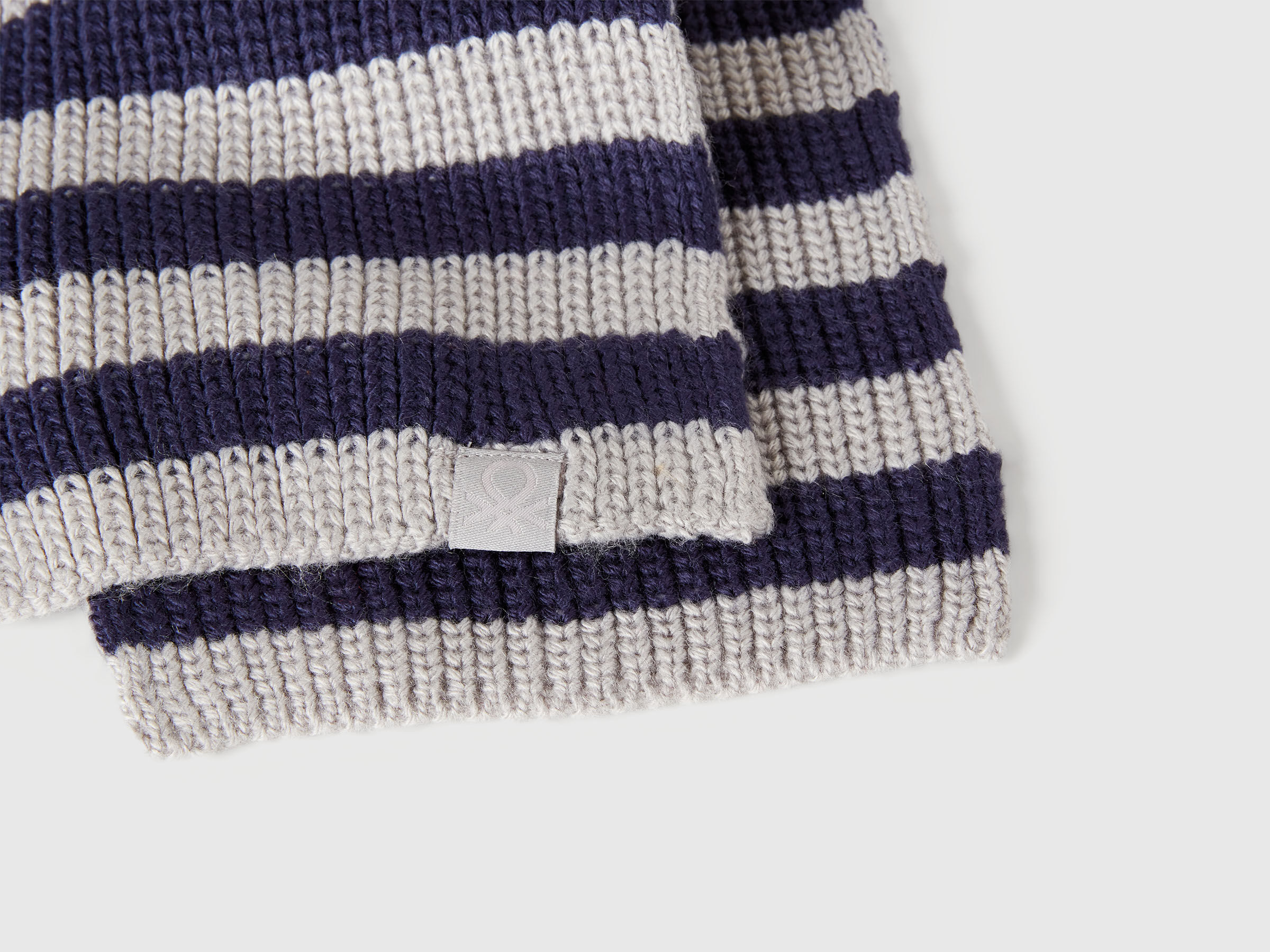 KNITTED SCARF Junior Boy image number 3
